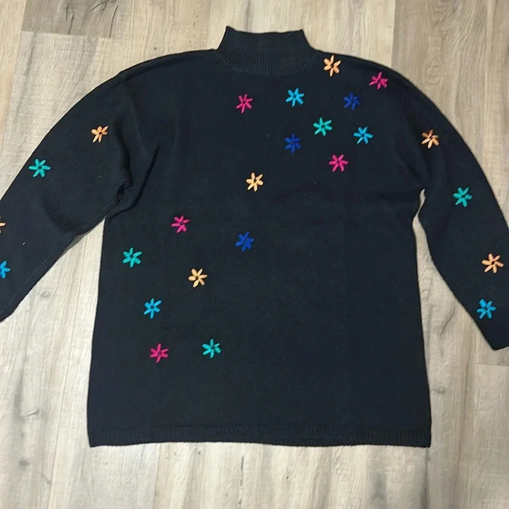 Vintage large Black floral sweater with multicolored ribbon flowers